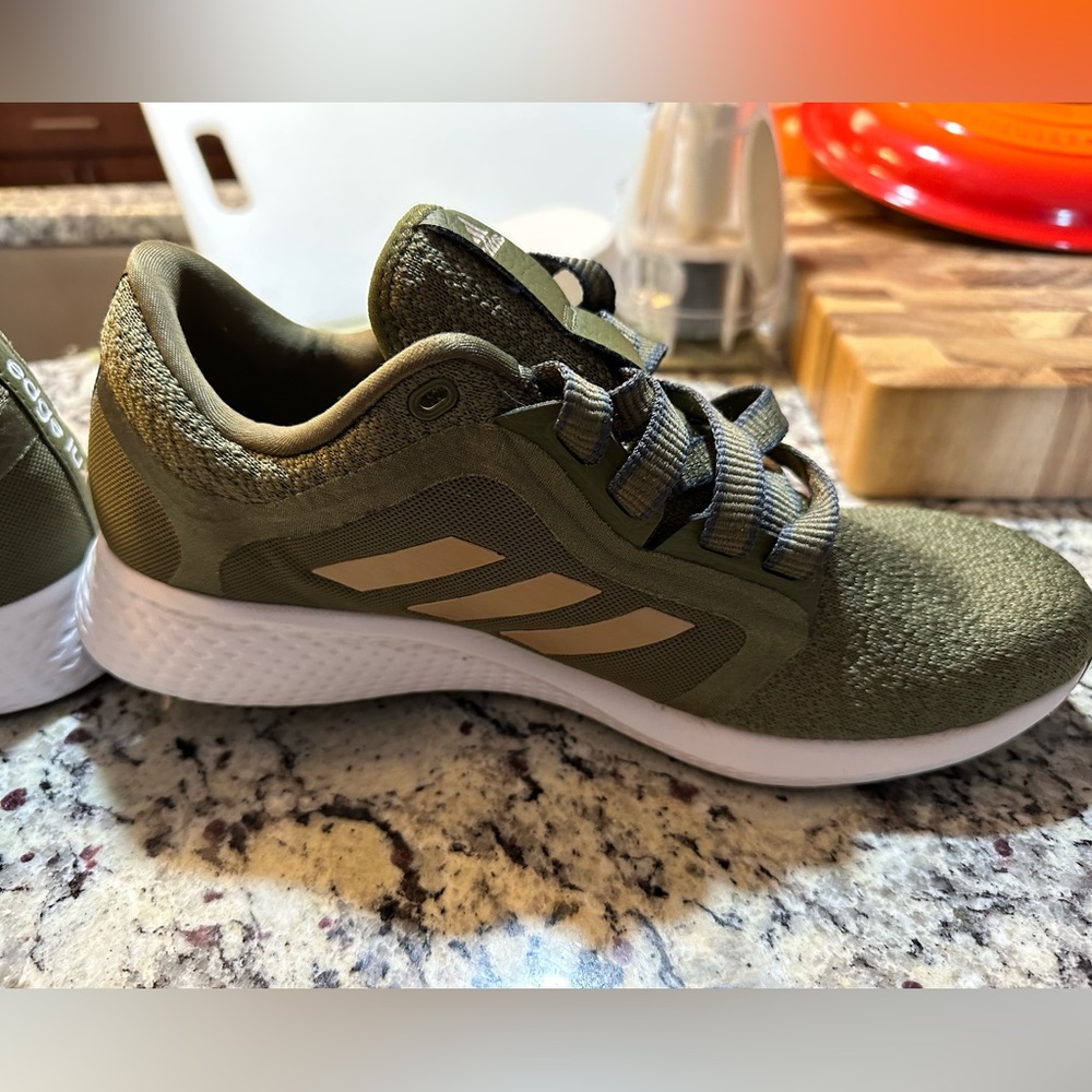 EDGE LUX SHOES
